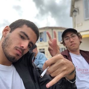 Meet your Posher, Léo